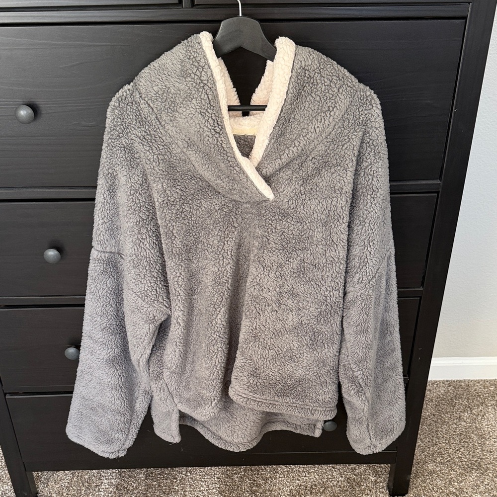 Cozy Gray Sherpa Women's Sweater
